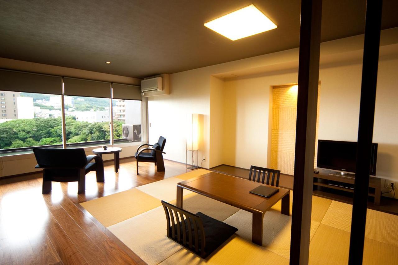 Hotel Ito Yukitei Extérieur photo